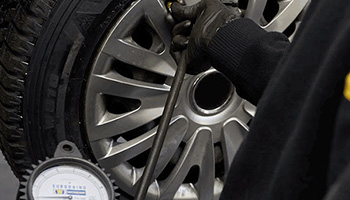 Crevaison et Réparation de pneus : Rendez-vous en ligne - Midas